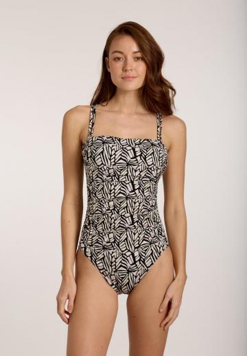 Слитный купальник