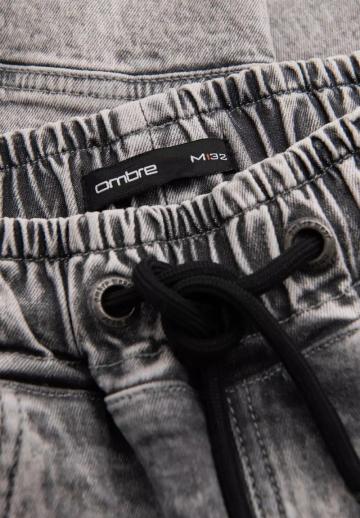 Узкие джинсы