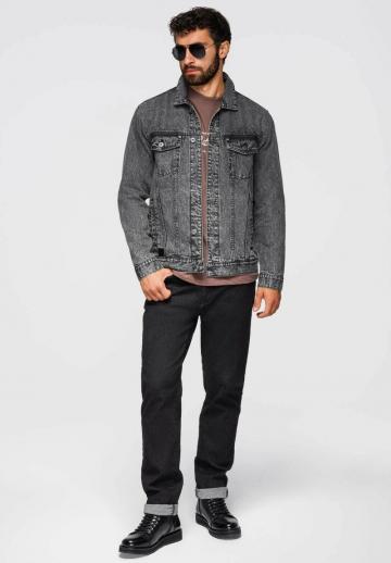Джинсовая куртка