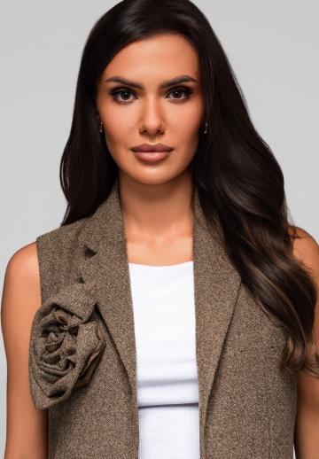 Длинный жилет