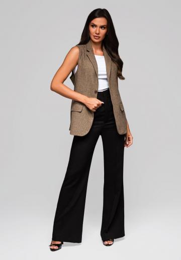 Длинный жилет