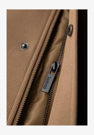 Короткое пальто