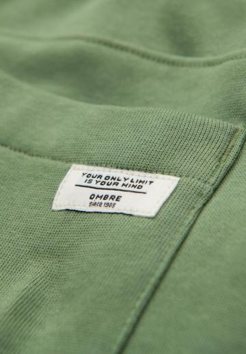 Спортивные штаны