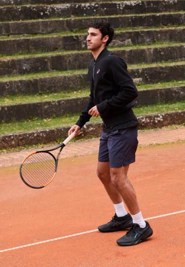 Теннисные кроссовки