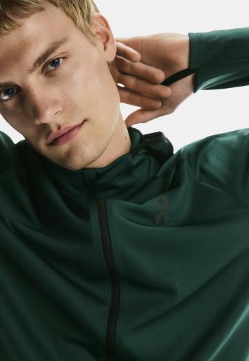 Спортивная кофта