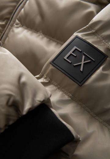 Зимняя куртка