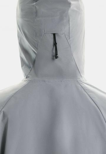 Спортивная куртка