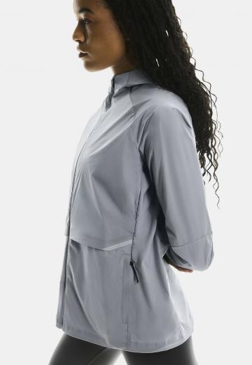 Спортивная куртка