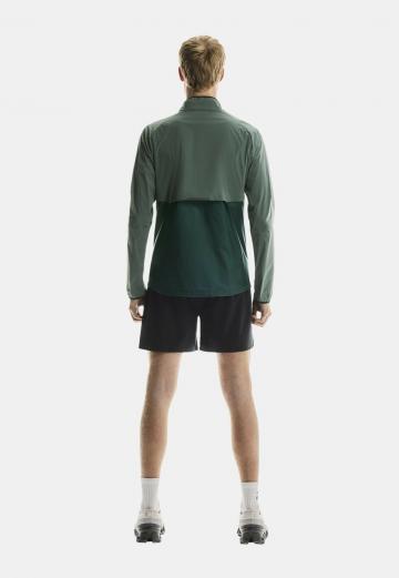 Спортивная куртка