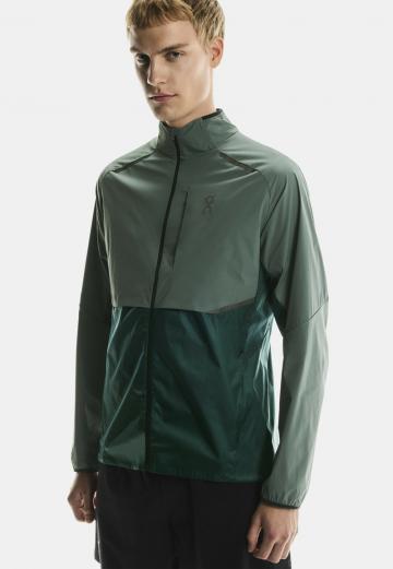 Спортивная куртка