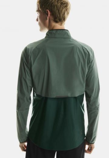 Спортивная куртка