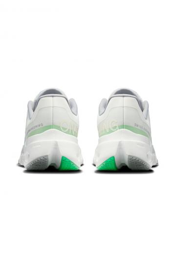 Беговые кроссовки