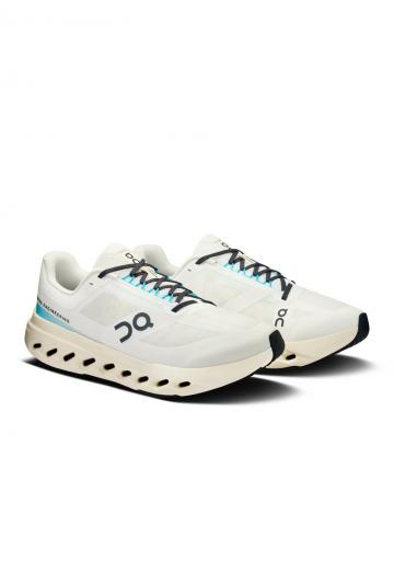 Беговые кроссовки