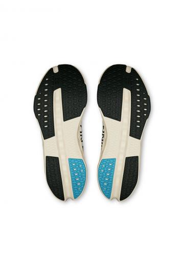 Беговые кроссовки