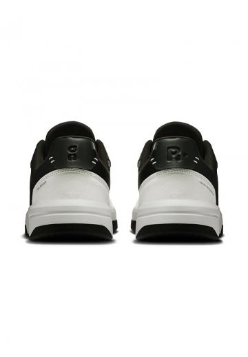 Теннисные кроссовки