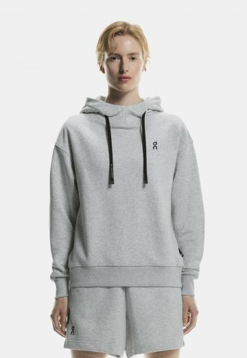 Пуловер с капюшоном