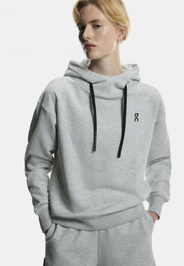 Пуловер с капюшоном