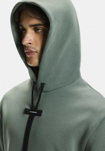 Спортивная кофта