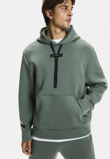 Спортивная кофта