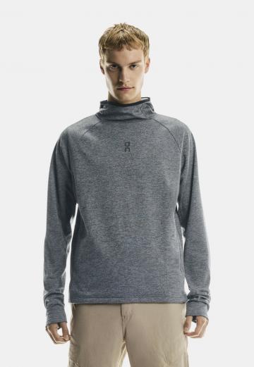 Спортивная кофта