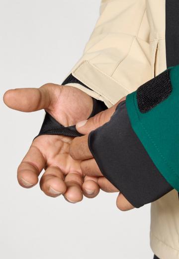 Сноубордическая куртка