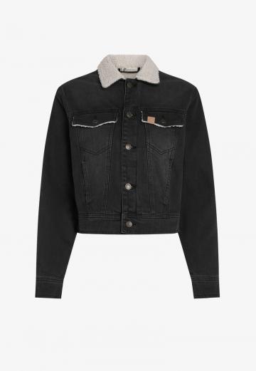 Джинсовая куртка