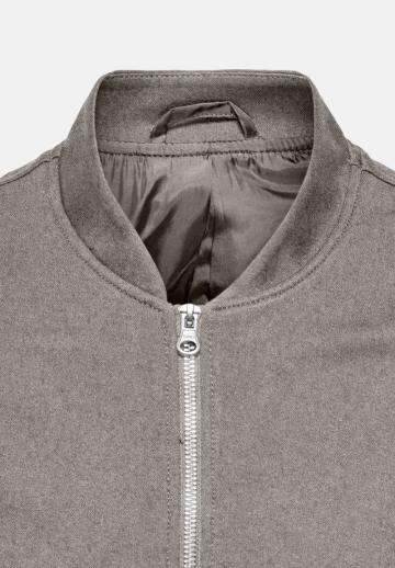 Куртка бомбер