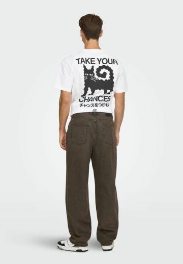 Прямые джинсы