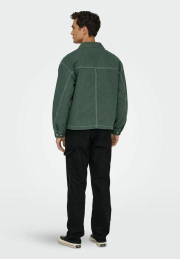 Джинсовая куртка