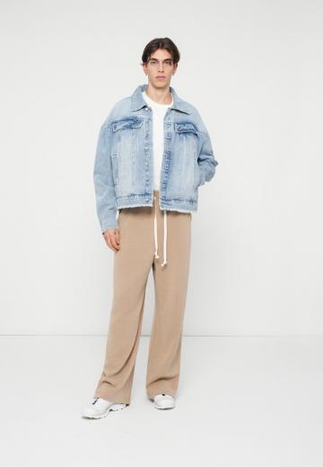 Спортивные штаны