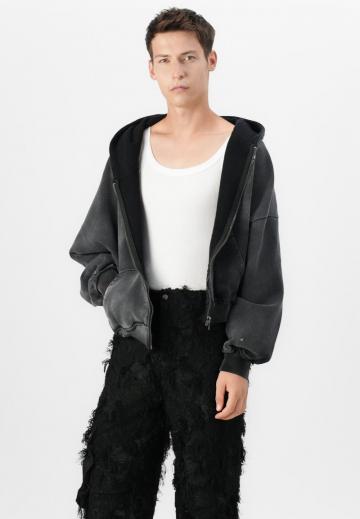 Брюки с накладными карманами