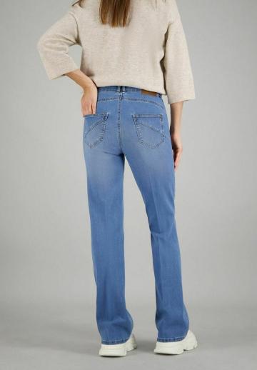 Клешеные джинсы
