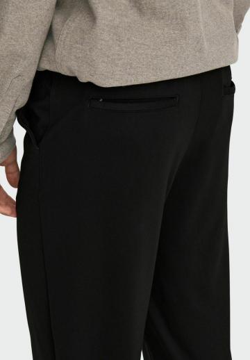 Спортивные штаны