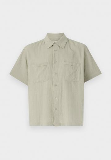 Рубашка с коротким рукавом