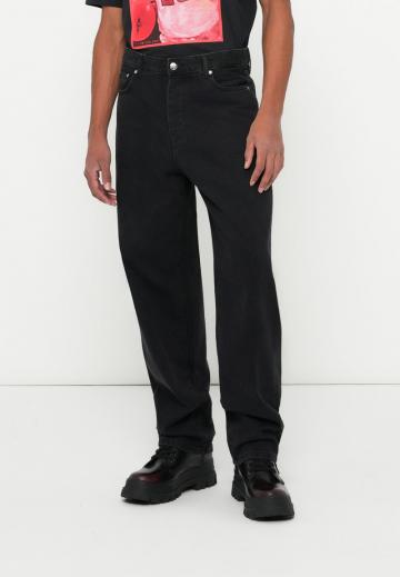 Свободные джинсы