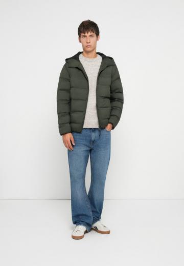 Зимняя куртка