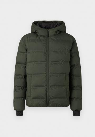 Зимняя куртка