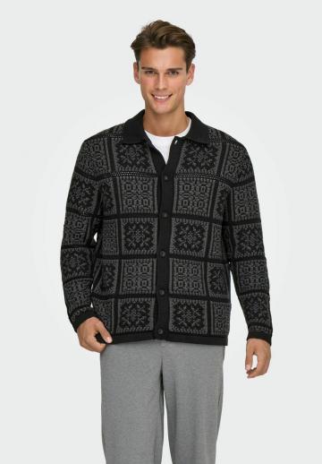 Вязаная кофта