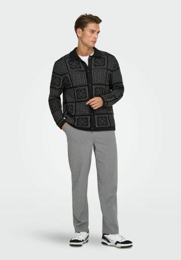 Вязаная кофта