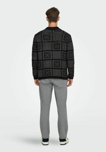 Вязаная кофта