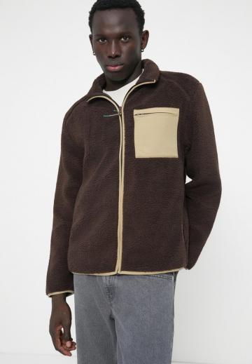 Флисовая куртка