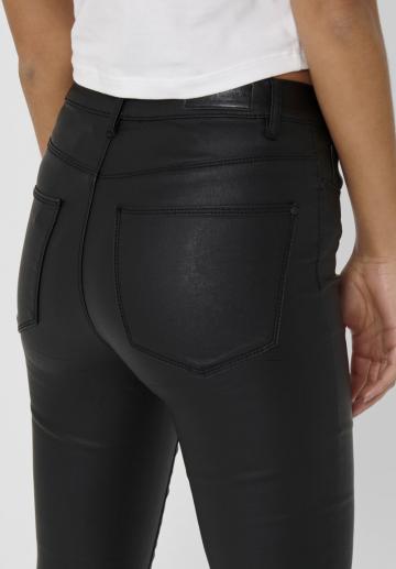 Узкие джинсы