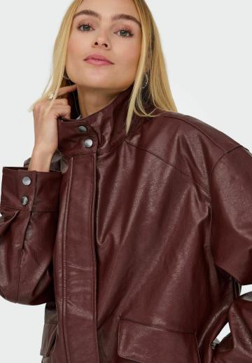 Кожаная куртка