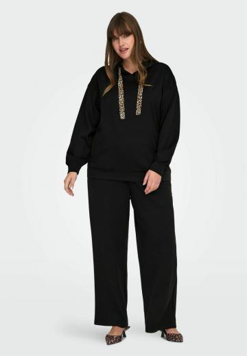 Пуловер с капюшоном