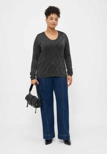 Пуловер с вырезом V