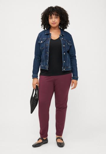 Джинсовая куртка