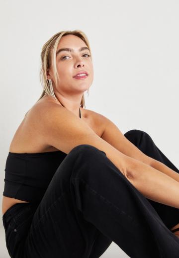 Прямые джинсы