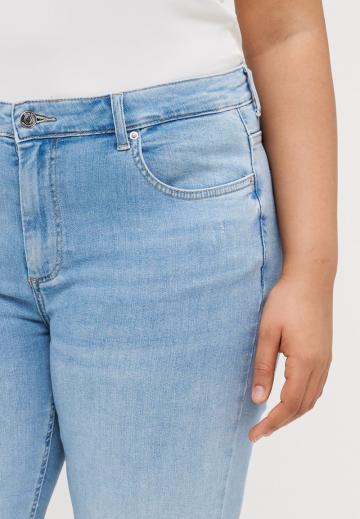 Клешеные брюки