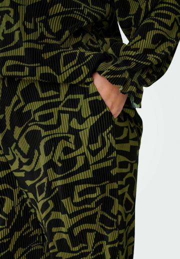 Широкие брюки