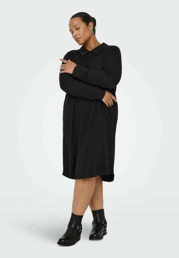 Вязаное платье